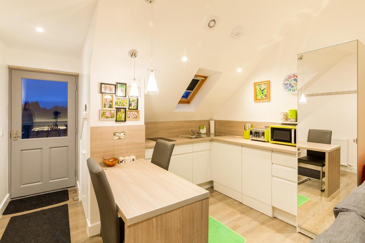 Allt Mor Rentals - Chalet With Hot Tub, And Studio Apartment No Hot Tub Roybridge Luaran gambar