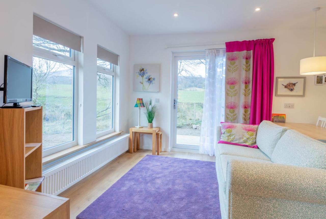 Allt Mor Rentals - Chalet With Hot Tub, And Studio Apartment No Hot Tub Roybridge Luaran gambar